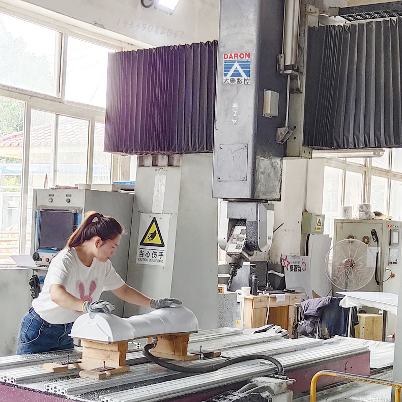 五轴加工中心，改变的不单是生产工艺，更是颠覆了整个行业