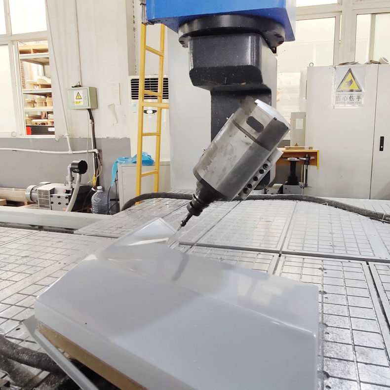 复合材料五轴加工中心，选购一定要避免隐形陷阱